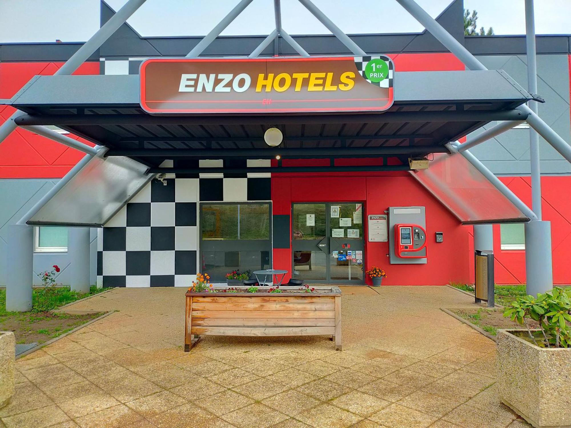 Enzo Hotel 1Er Prix Coudes Exterior foto